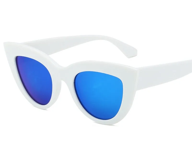 Fashion Trend Sunglasses with AC Lenses & PC Frame – UV400 Protection